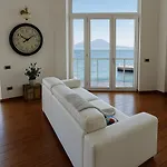 La Casa Sull’ Acqua Appartamento Napoli