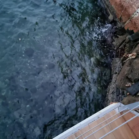 La Casa Sull' Acqua * Nápoles