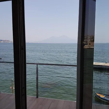 La Casa Sull' Acqua * ナポリ