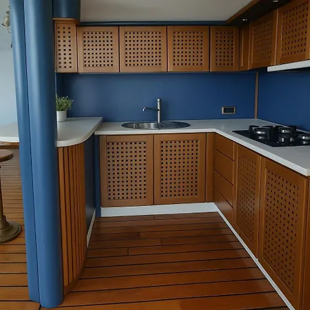 La Casa Sull' Acqua * Nápoly