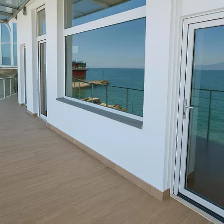 La Casa Sull' Acqua * Napoli